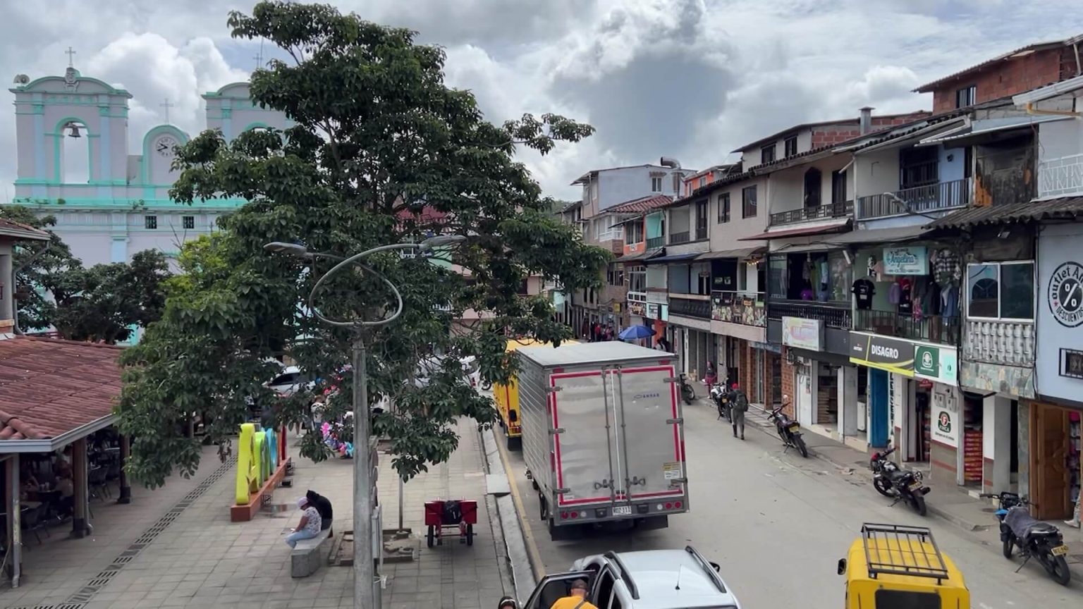 Desplazamiento Masivo En Anor Familias Huyen Por Enfrentamientos