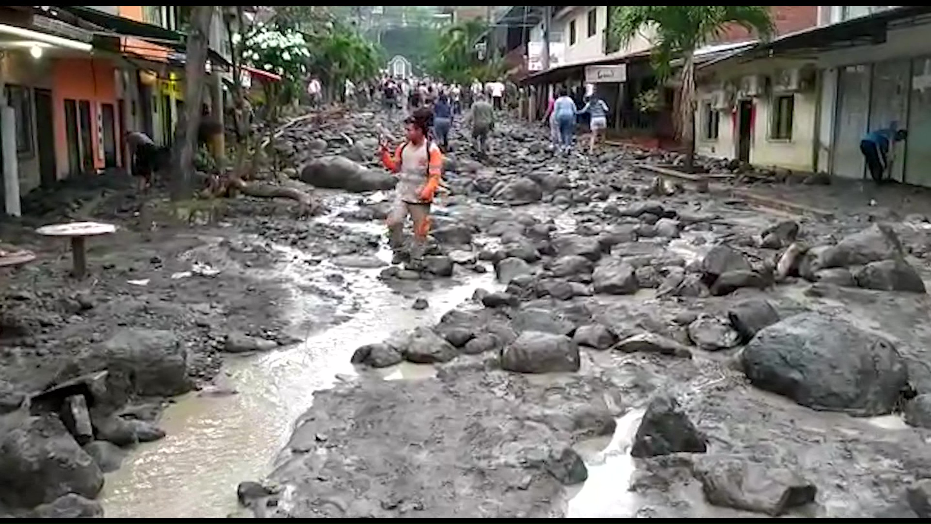 Avenida torrencial afecta 185 viviendas en Dabeiba