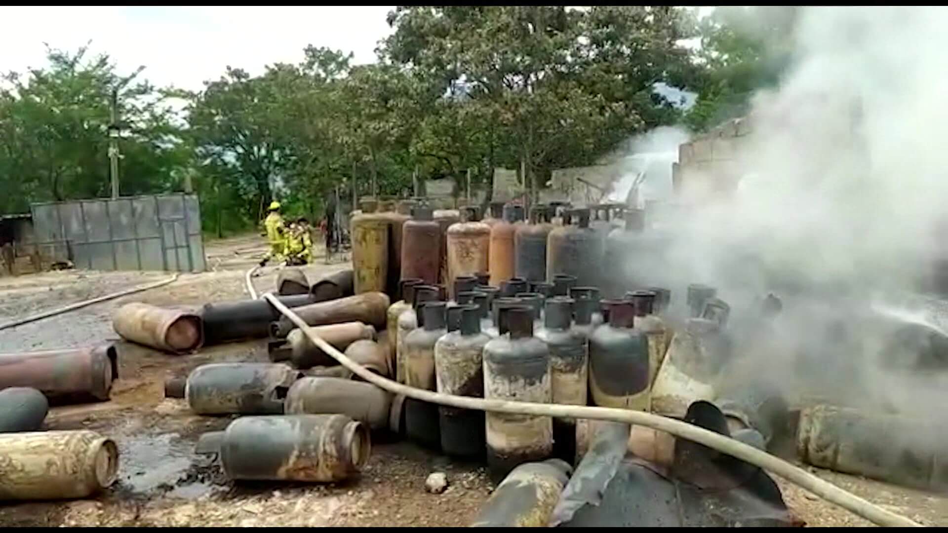 Sector el Trapiche: 200 pipetas de gas se incendiaron