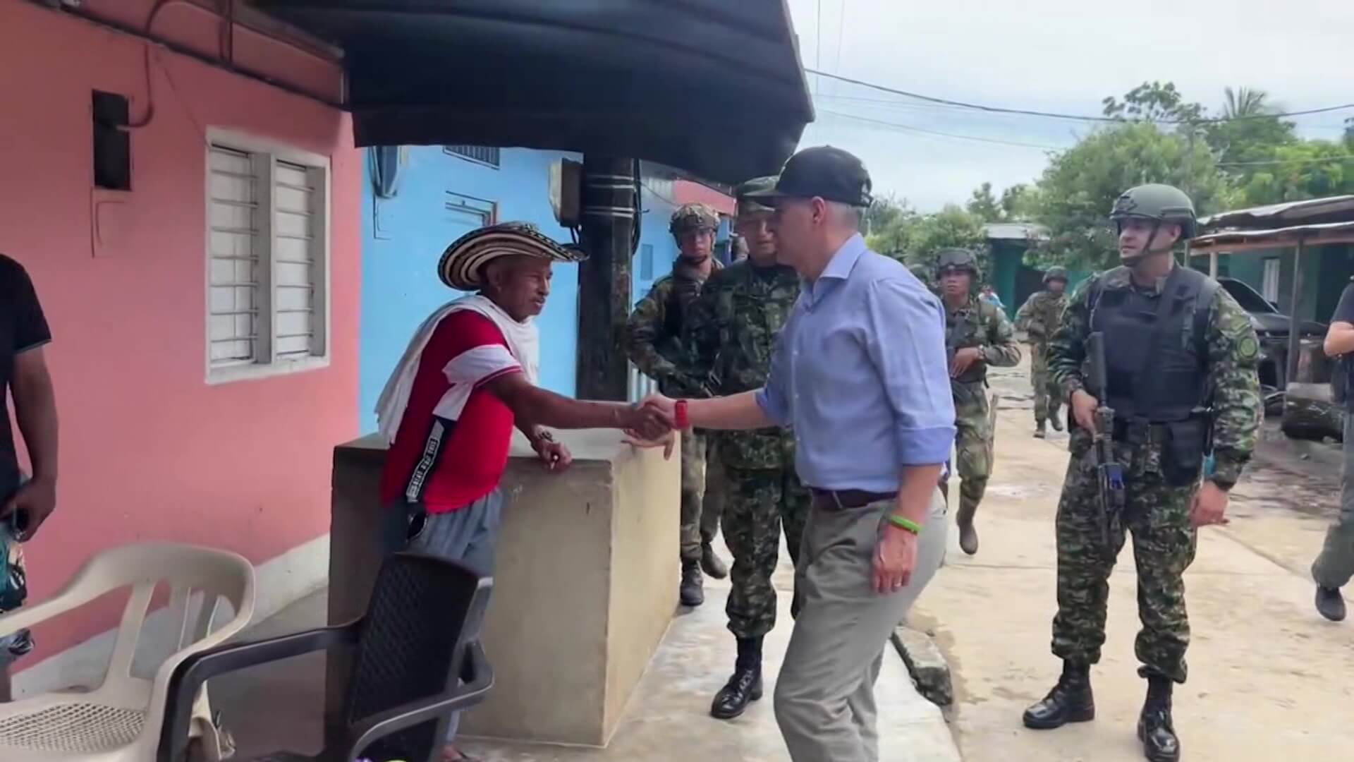Determinan incremento de Ejército y Policía en Puerto López