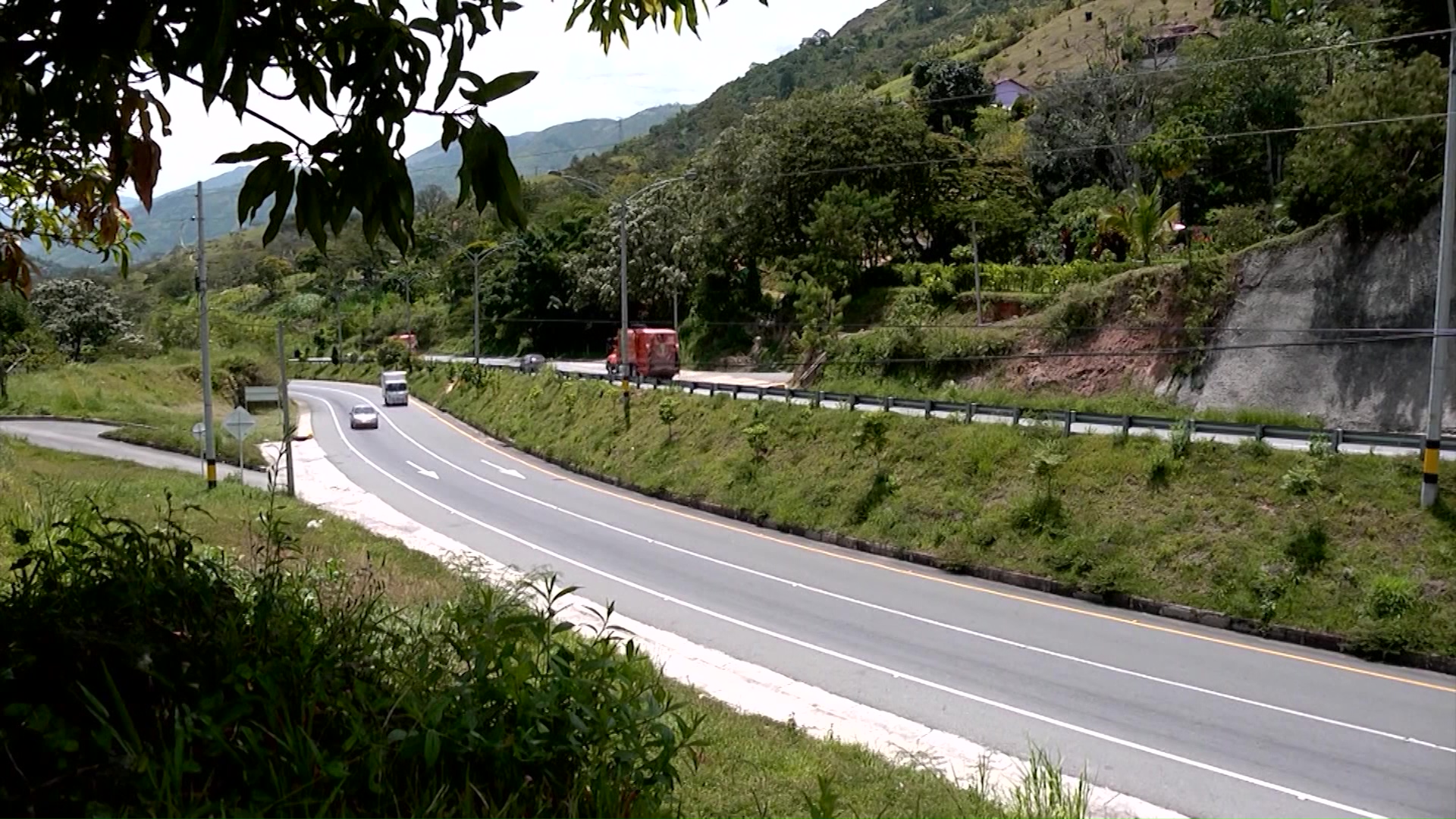 58 puntos críticos en carreteras de Antioquia