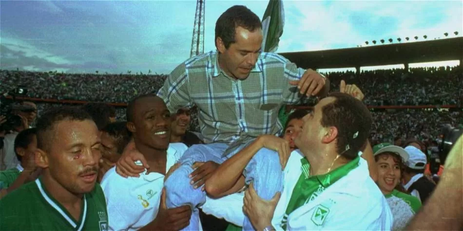 Juan José Peláez campeón con Atlético Nacional en 1994. Foto: archivo ETCE.