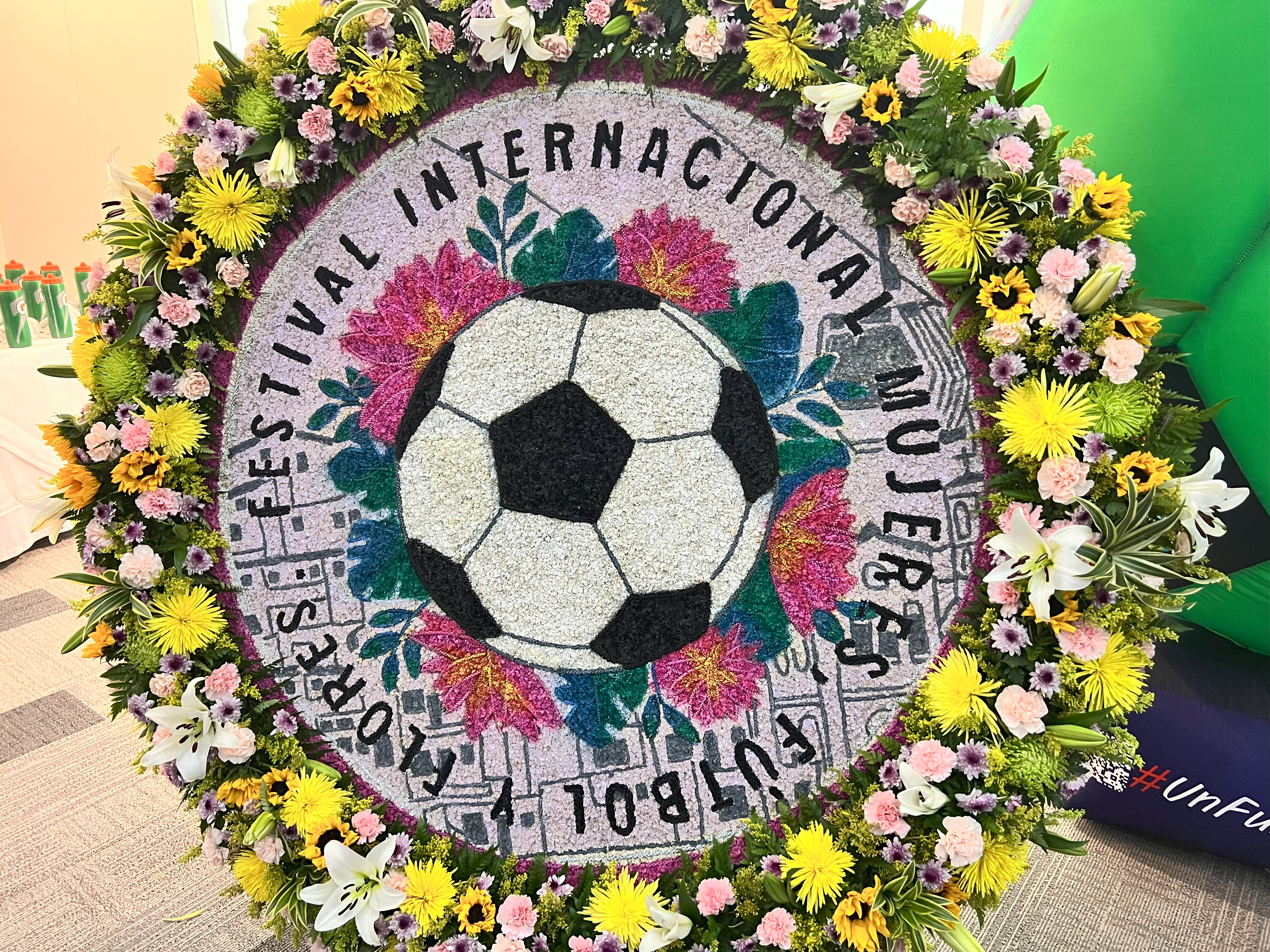 Conozca el torneo femenino “Mujeres, Fútbol y Flores” que se realiza en plena Feria