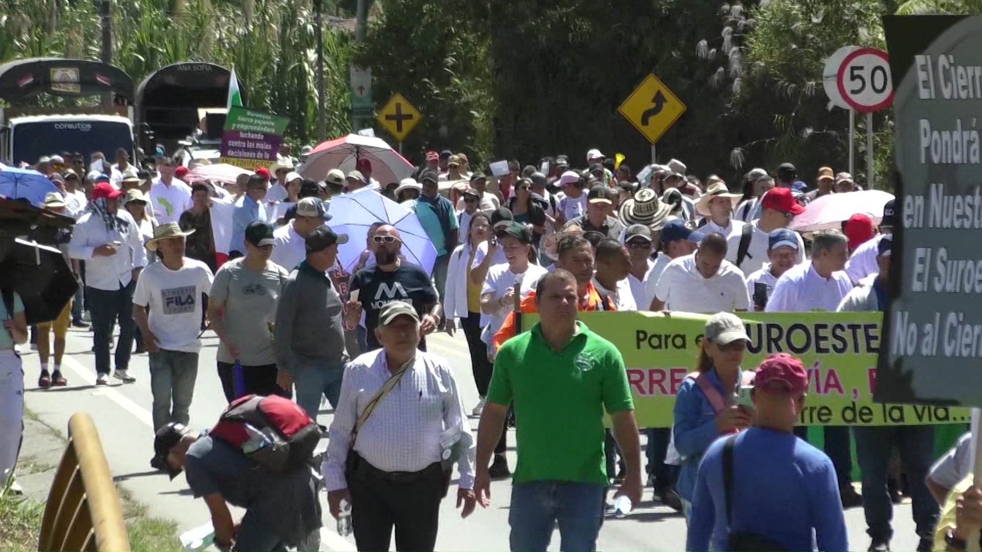 Manifestaciones en el suroeste para evitar el cierre de la vía Las Areneras