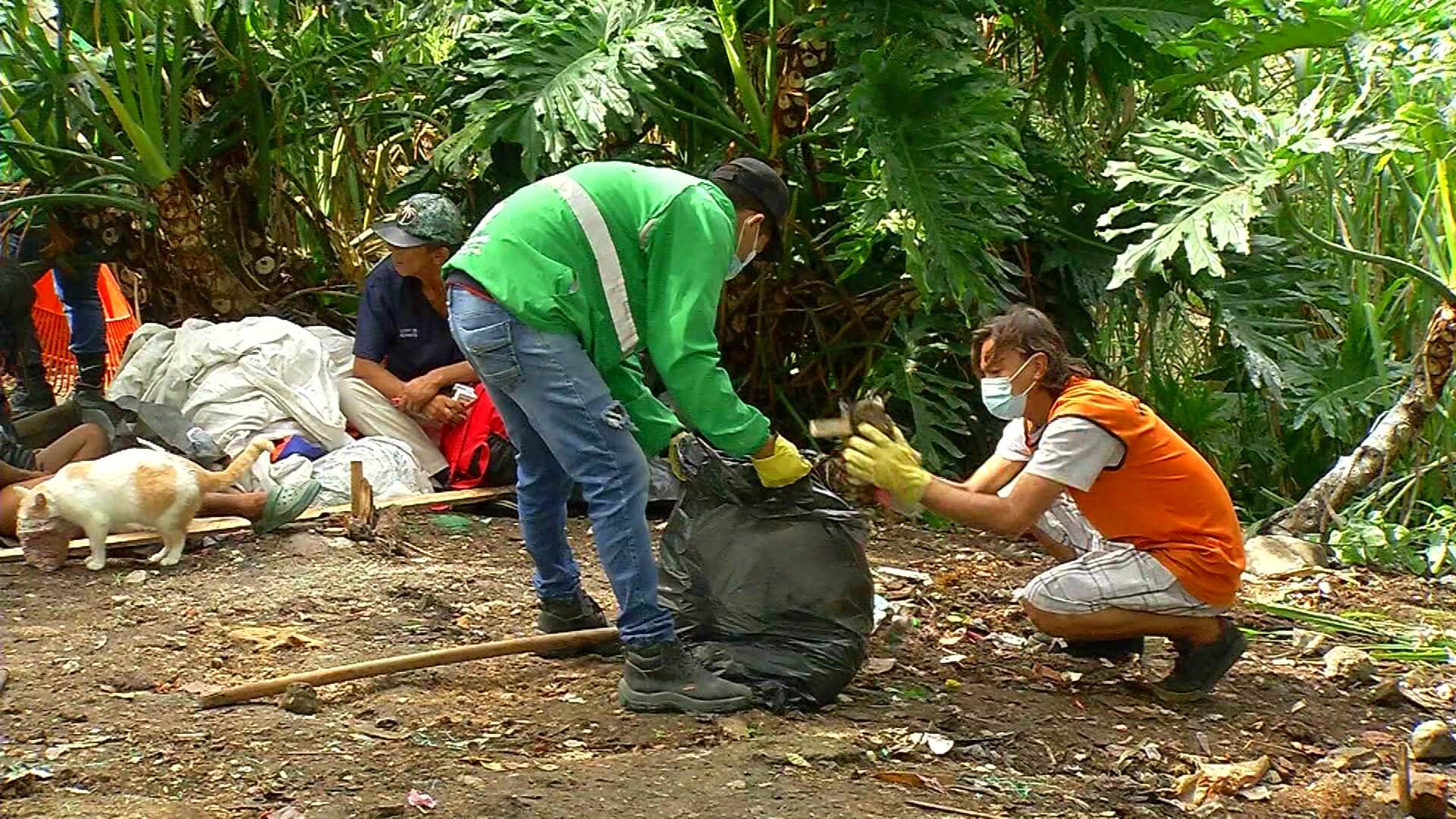 Botaderos recurrentes de basuras en Medellín