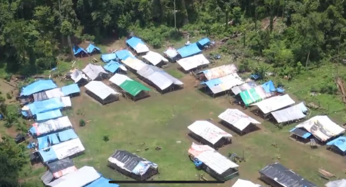 Autoridades desmantelan campamento de migrantes en la selva del Darién