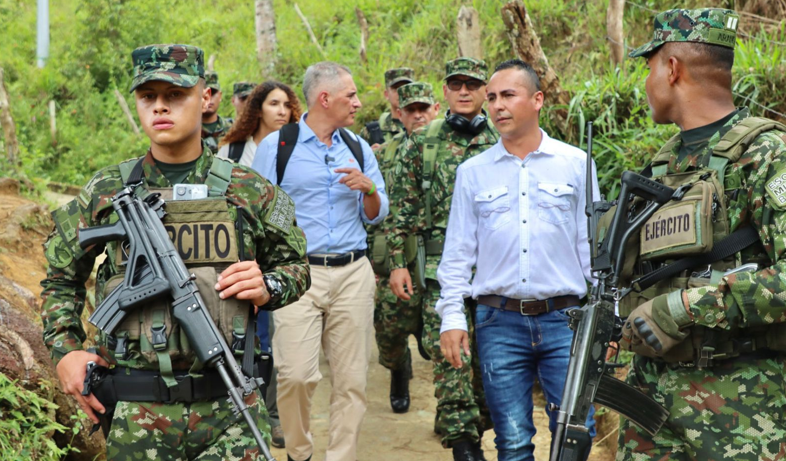 Gobernador de Antioquia lidera Consejo de Seguridad en Briceño_grupos armados Briceño