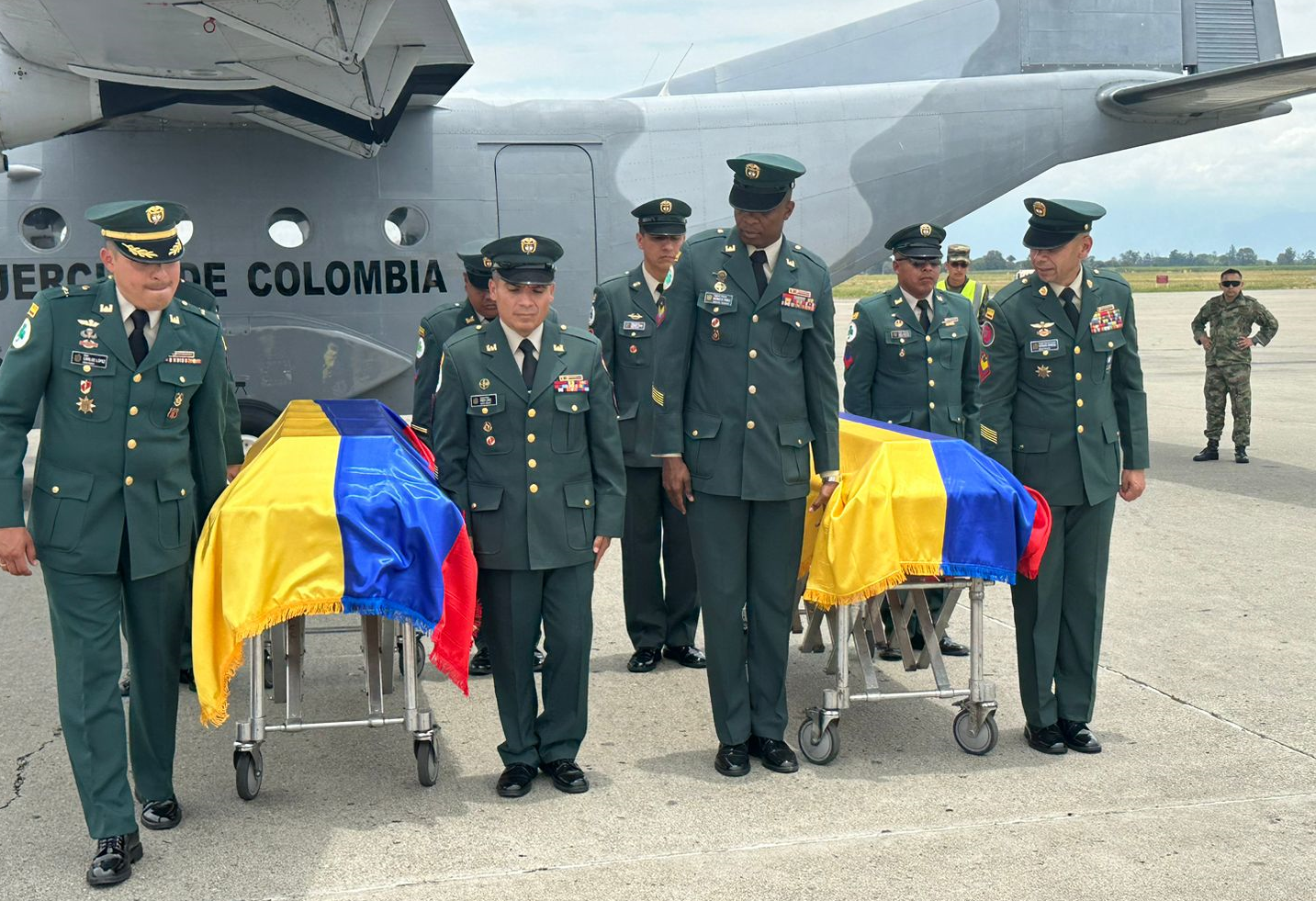 Militares muertos en ataque del ELN en batallón de Arauca