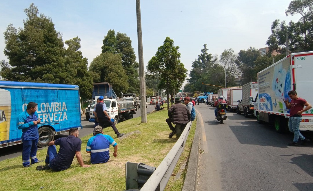 ‘El país no se dejará bloquear’: Gustavo Petro responde a camioneros