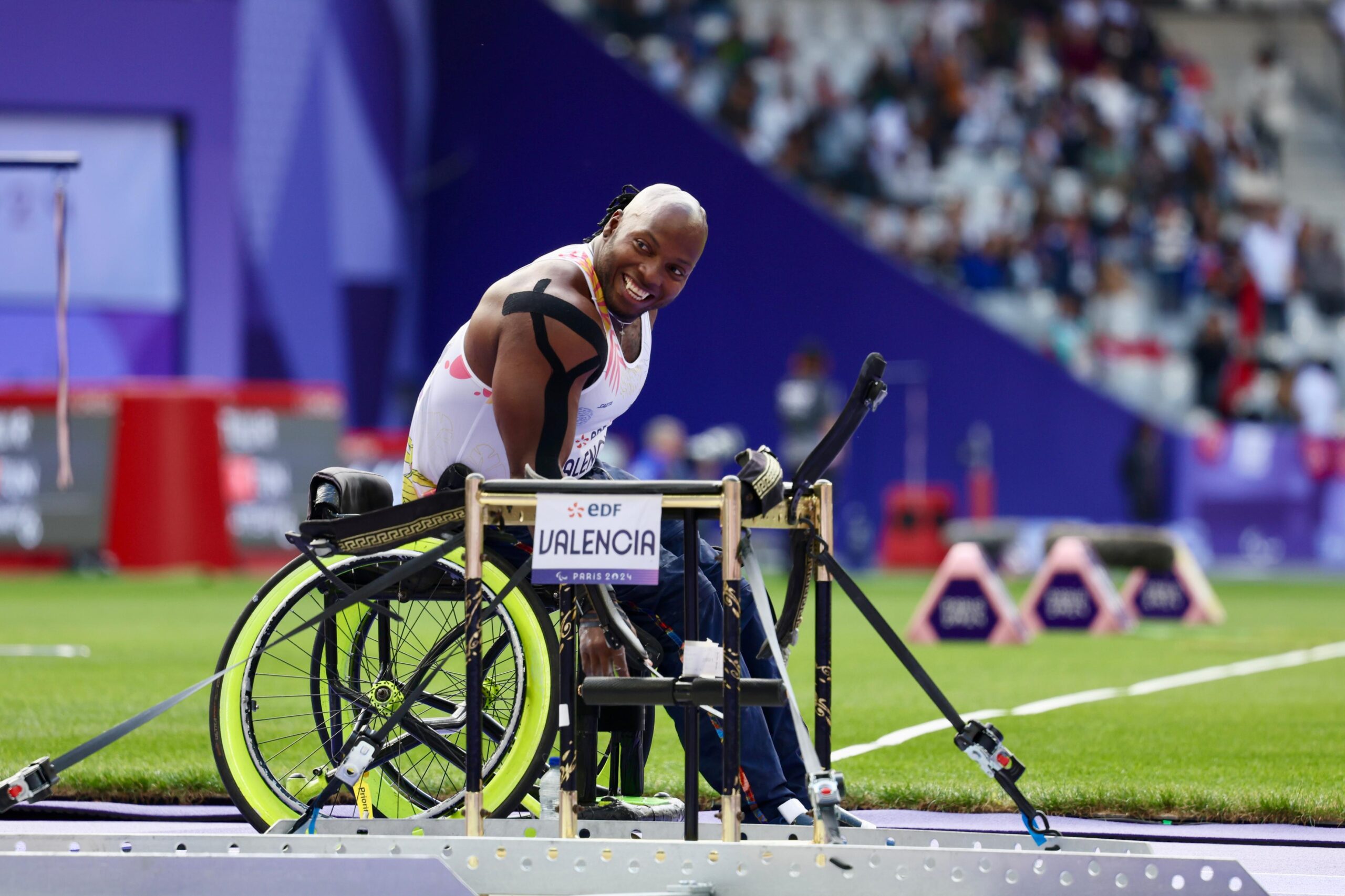 Mauricio Valencia participa en los cuartos Juegos Paralímpicos. Fue doble medallista en Río 2016, plata en Tokio 2020 y ahora en París 2024 consiguió el cuarto galardón para su palmarés. Cortesía foto: Comité Paralímpico Colombiano.