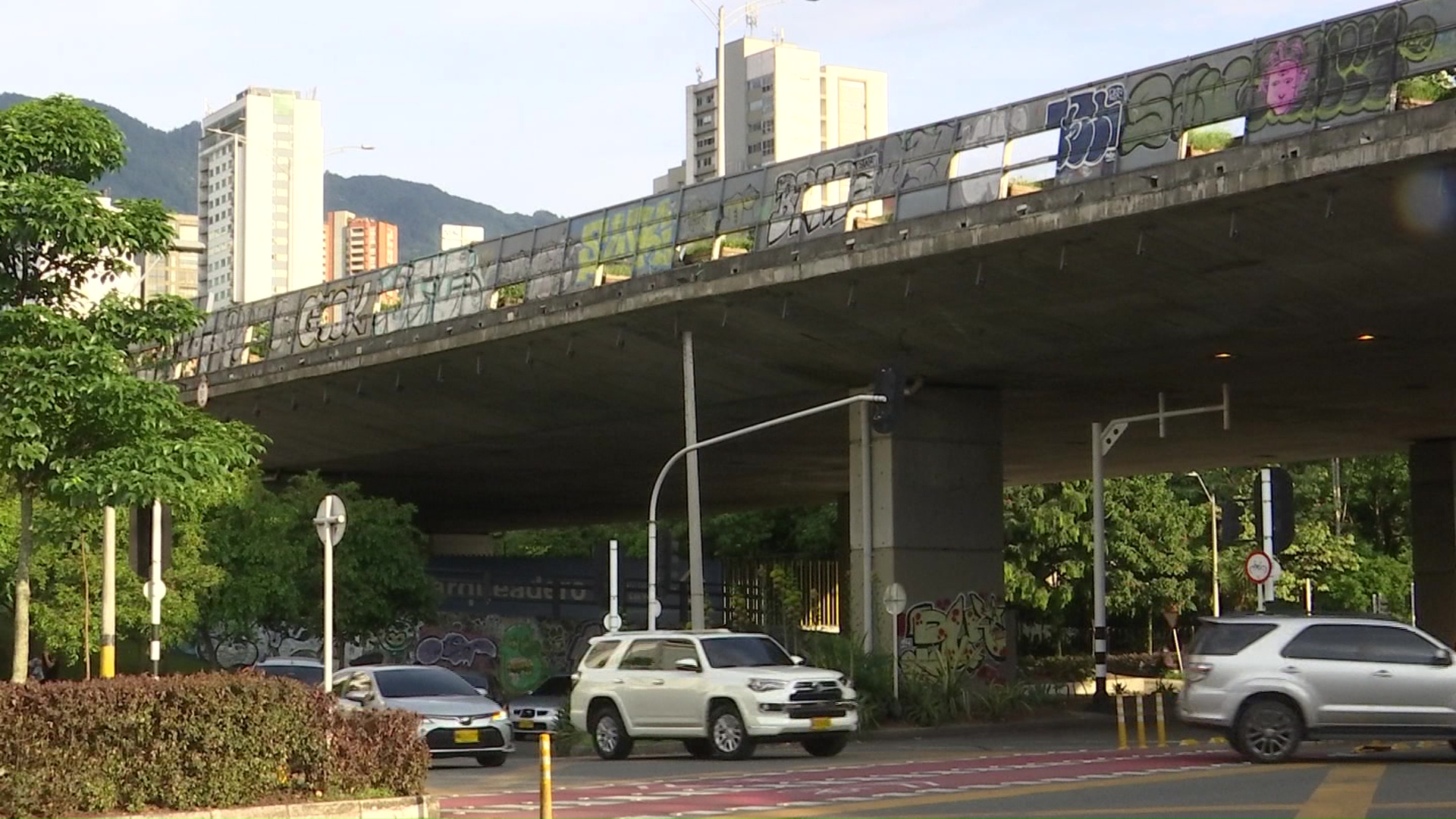 Se han robado 207 pantallas antiruido en el puente de la 4 Sur