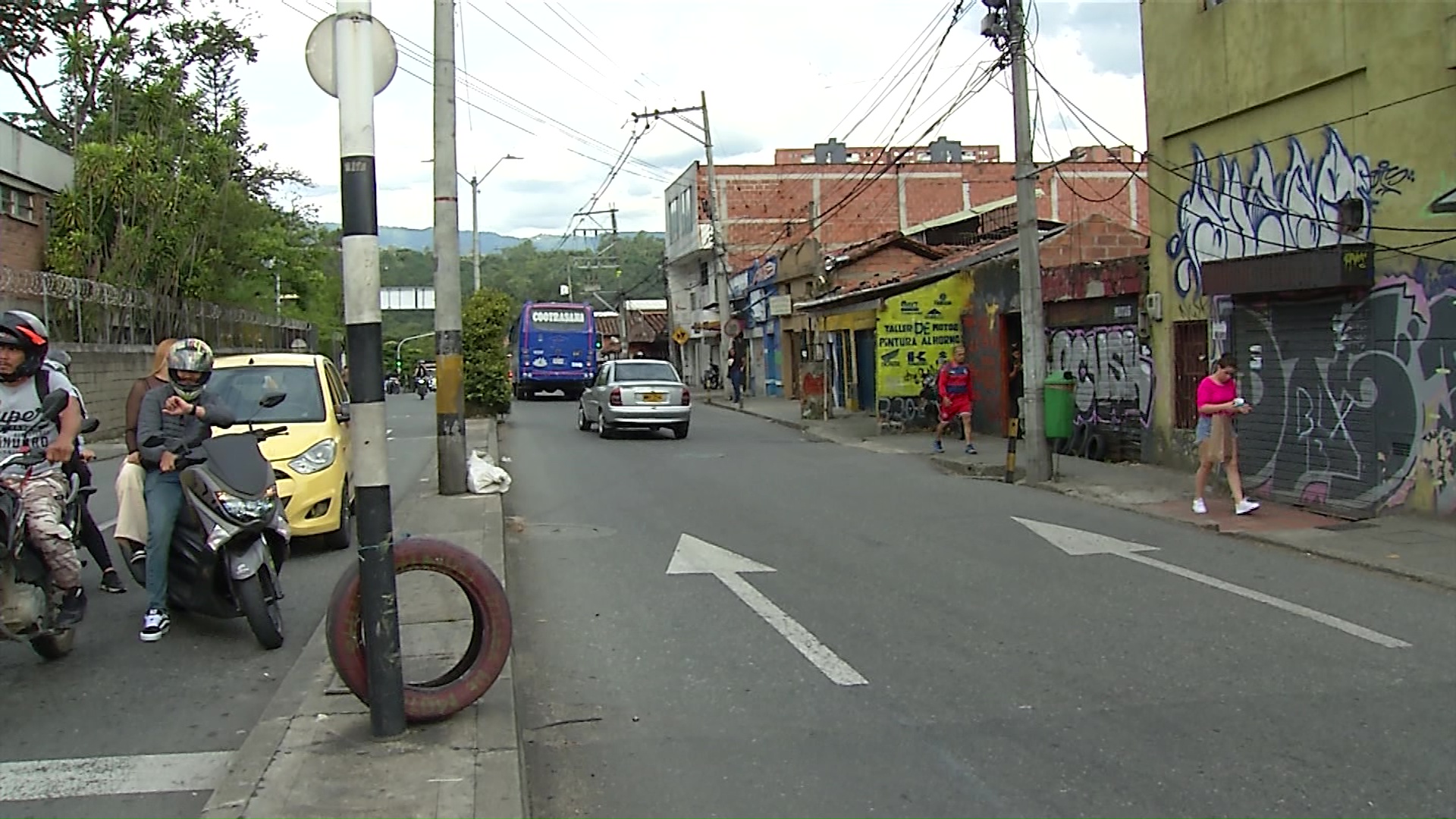 Habitantes de la 80 en Medellín siguen con la expectativa del pago de sus predios