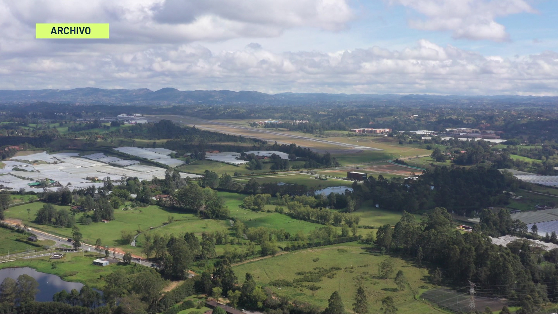 Se proyecta intervenir 1.040 km de vías secundarias en Antioquia