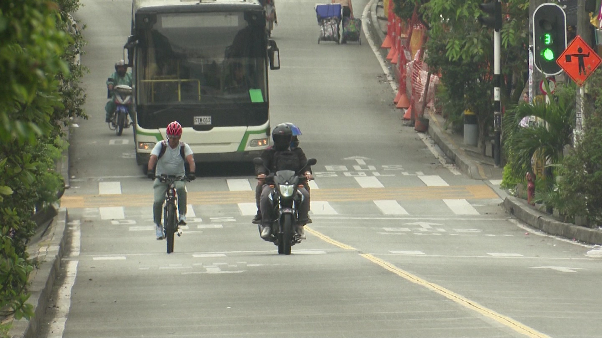 Ya van más de 1.000 motos inmovilizadas por invadir el carril del Metroplús en Medellín