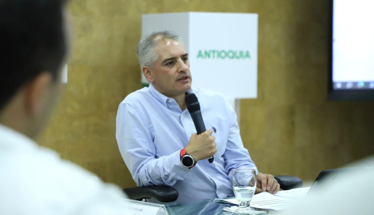 Gobernador de Antioquia Andrés Julián Rendón critica nombramiento de gestores de paz