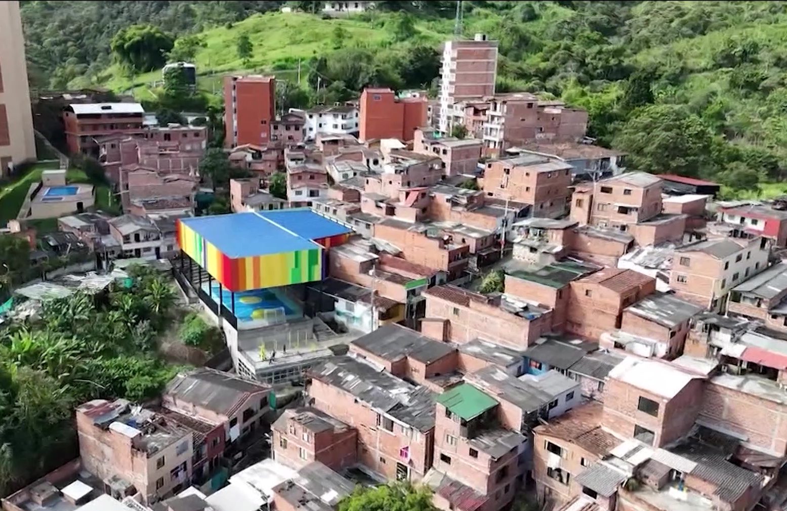 Después de 40 años de espera la vereda Cañaveralejo de Sabaneta estrena polideportivo