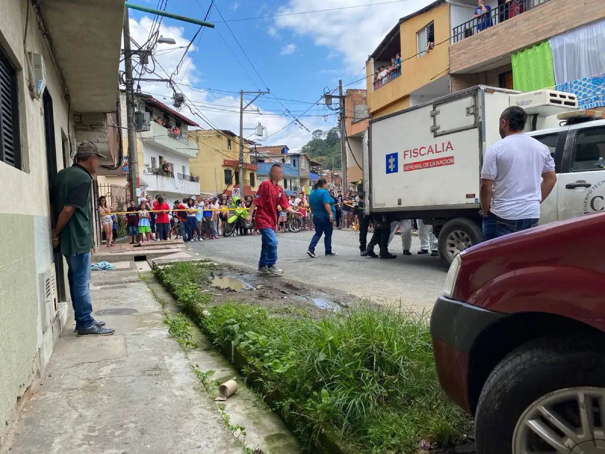 El fratricidio ocurrió en el barrio Villatina, al centrooriente de Medellín. El hermano de la víctima fue capturado.