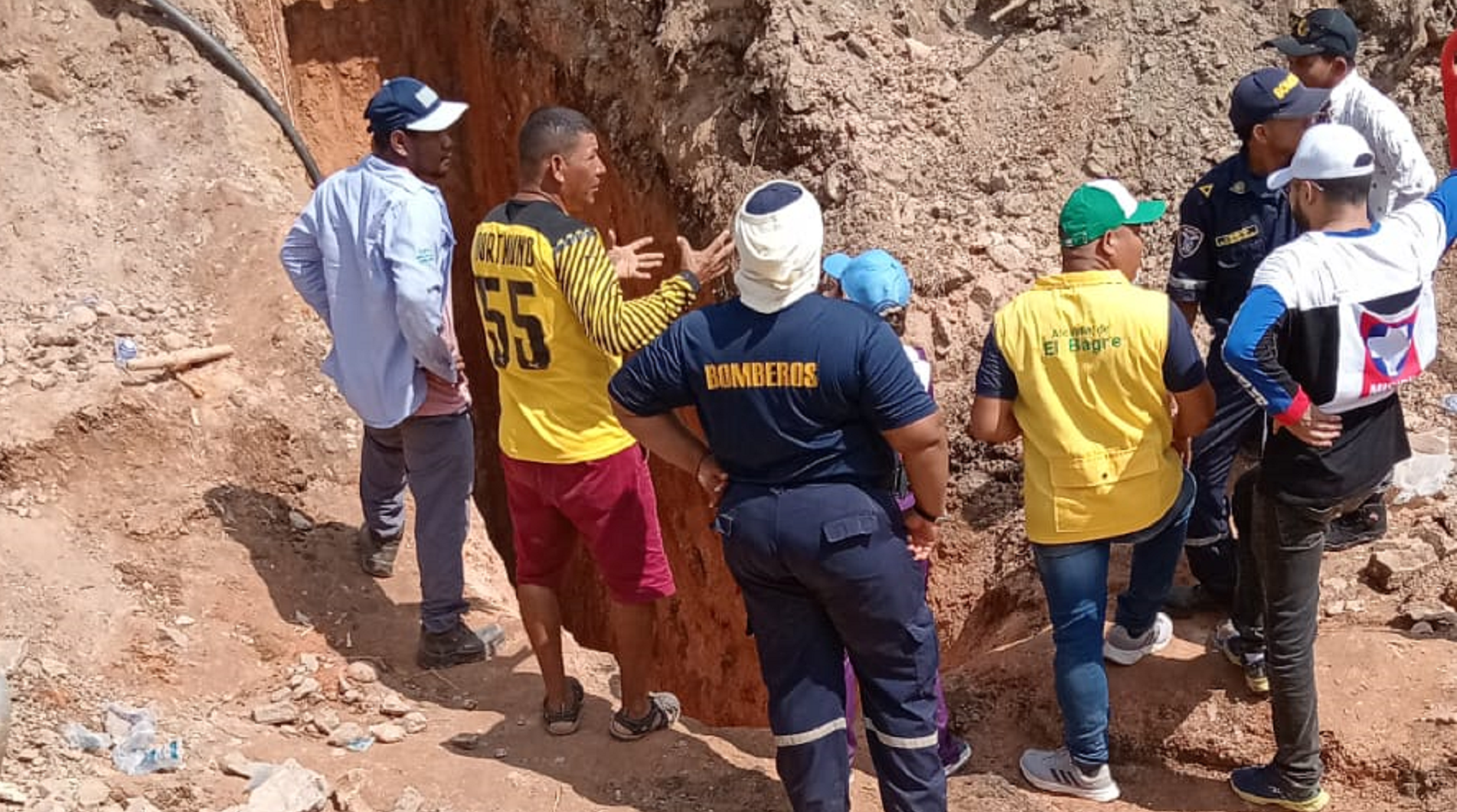 Así fue el milagroso rescate de minero atrapado a 14 metros bajo tierra en El Bagre