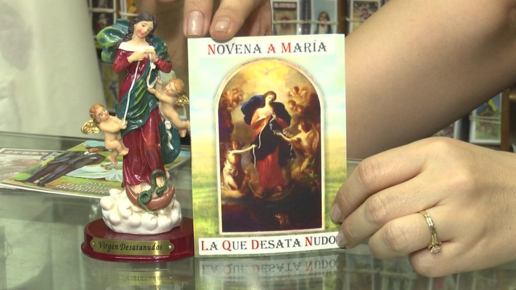 Aumentó la venta de artículos religiosos alusivos al papa Francisco 