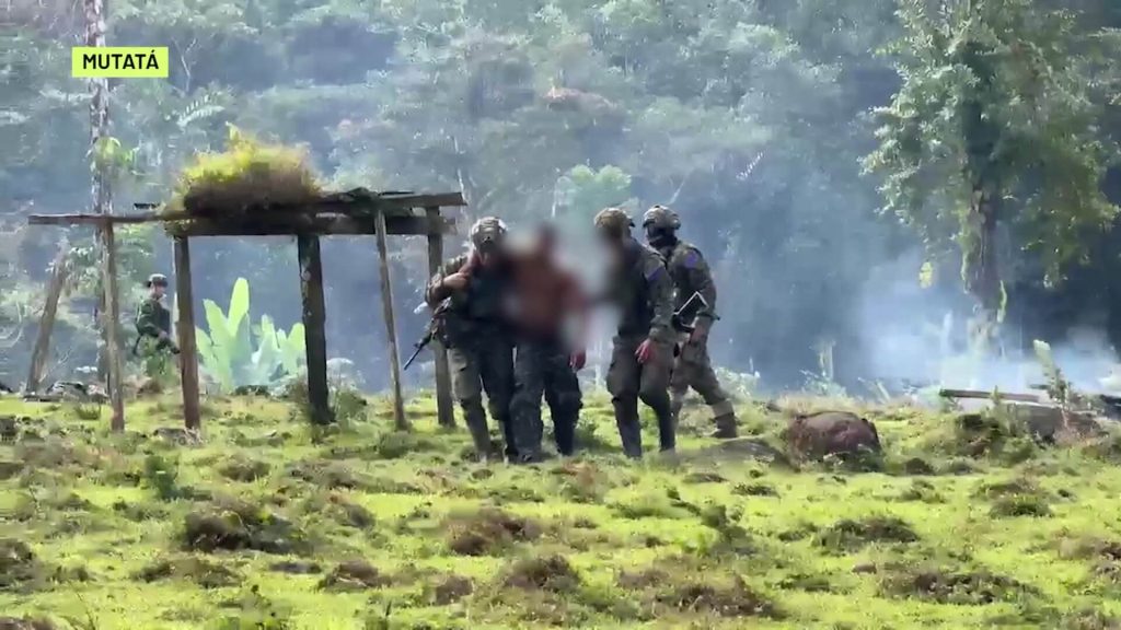 Tres muertos dejan combates entre Ejército y Clan del Golfo en Mutatá 