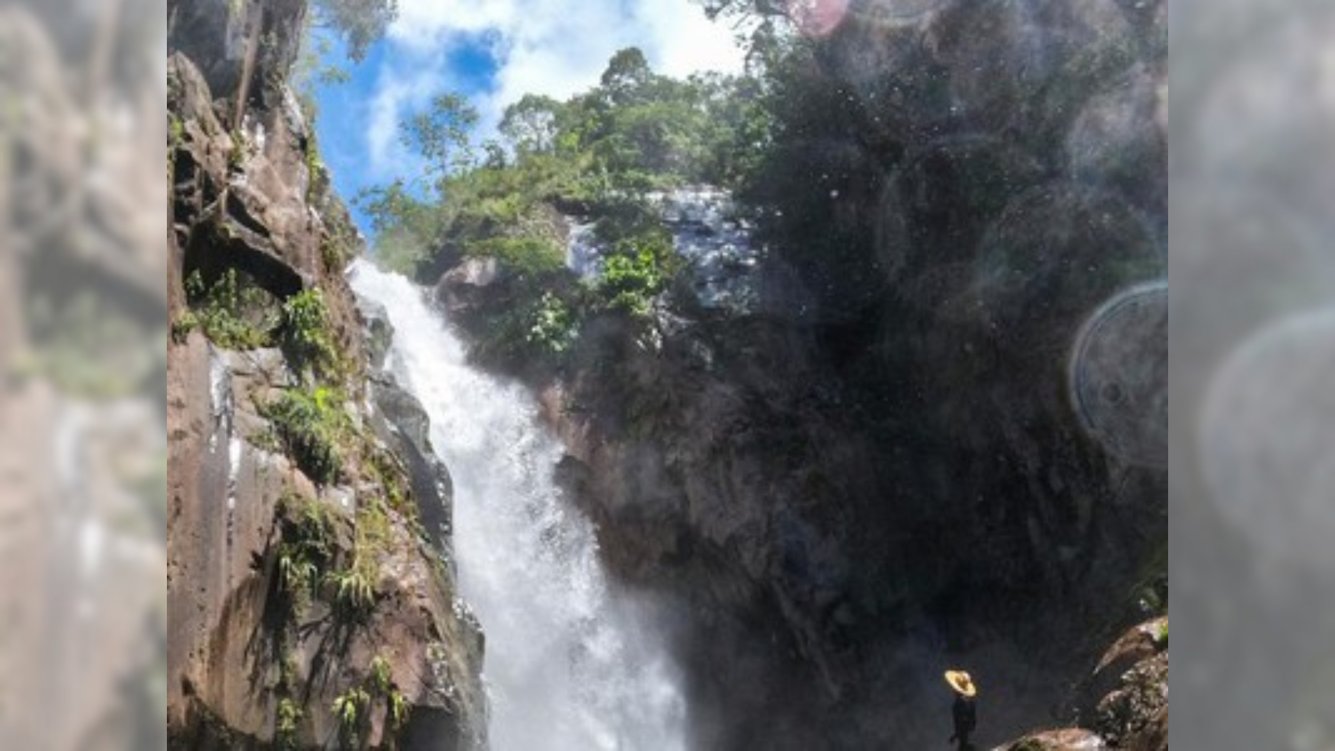 Antioquia te invita a descubrir sus impresionantes cascadas, a solo unas horas de Medellín. Vive la magia de sus paisajes naturales, rodeados de montañas y agua cristalina. ¡Es hora de conectar con la naturaleza y disfrutar de una experiencia única!